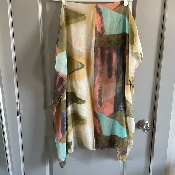 Floral and Patterned scarves - Picture 4 of 16